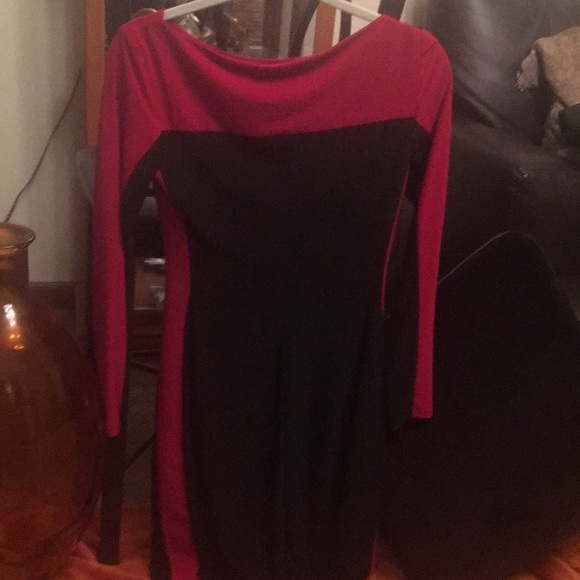 Dress - Picture 2 of 2